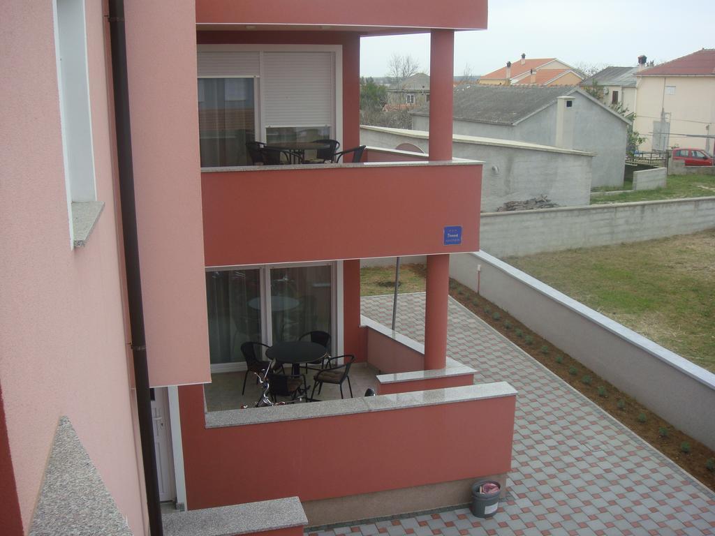 Apartments Vladimir Privlaka  Exterior photo