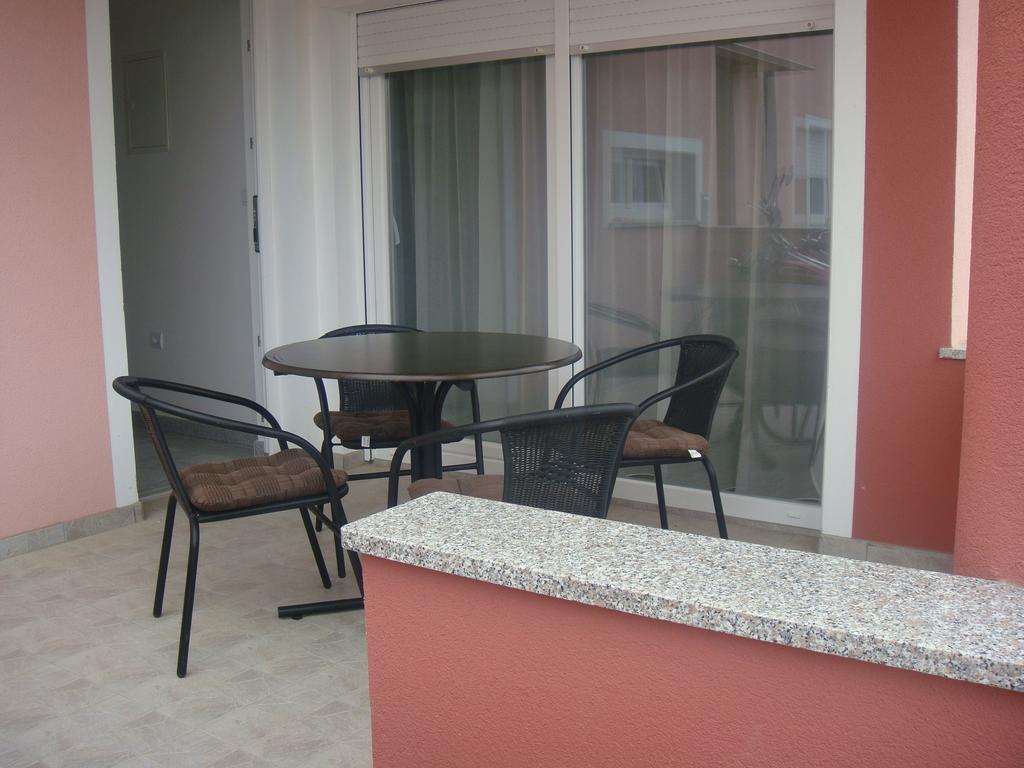 Apartments Vladimir Privlaka  Exterior photo